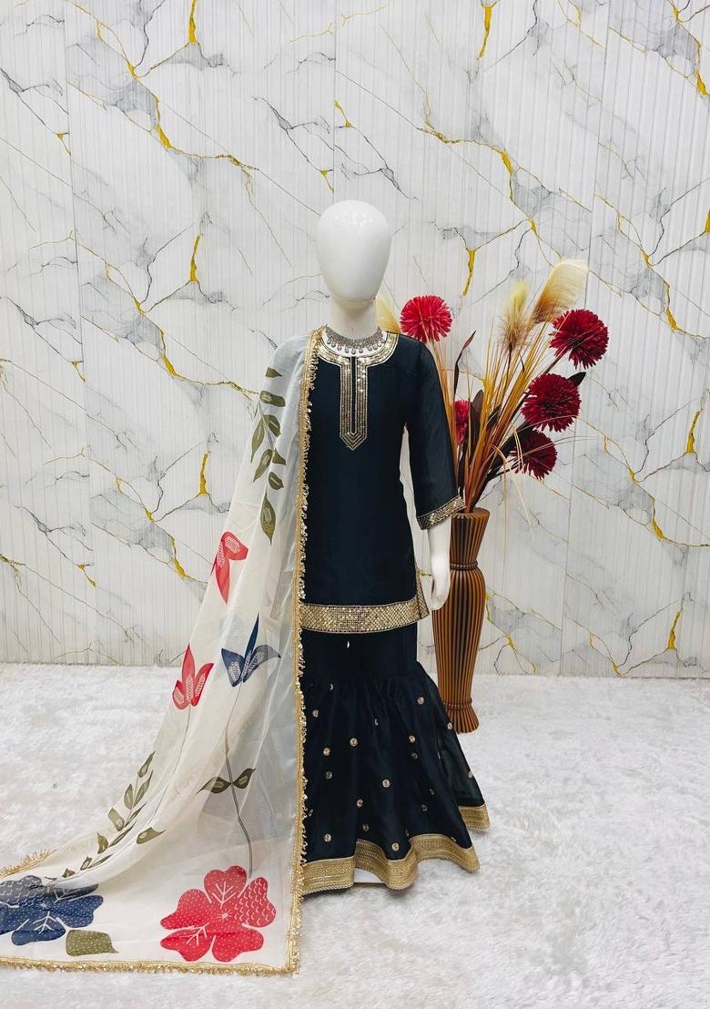 Black Embroidered Silk Kurta Set For Girls - Indya