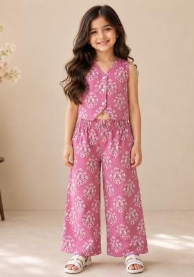 Pink Floral Print Cotton Sets And Suits For Girls