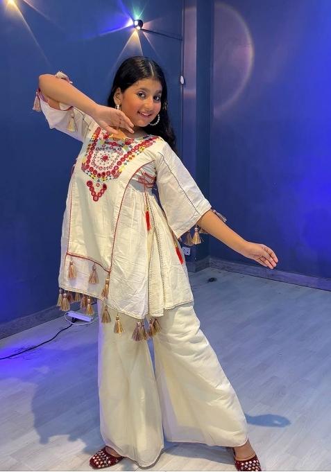 Off White Embroidered Cotton Co Ords Set For Girls