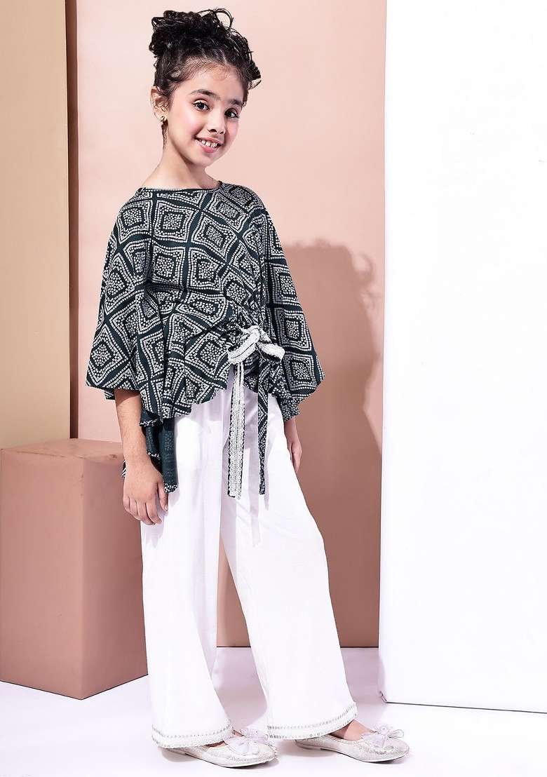 Green Solid Cotton Co Ords Set For Girls - Indya