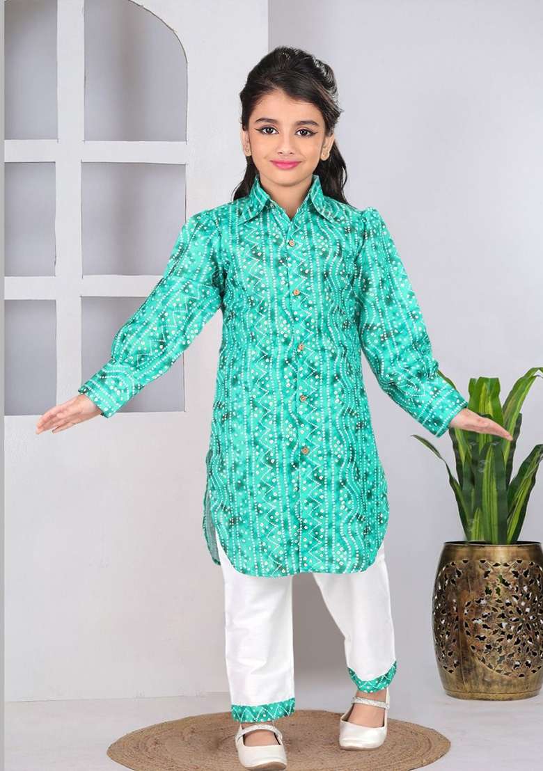 Green Printed Cotton Blend Kurta Set For Girls - Indya