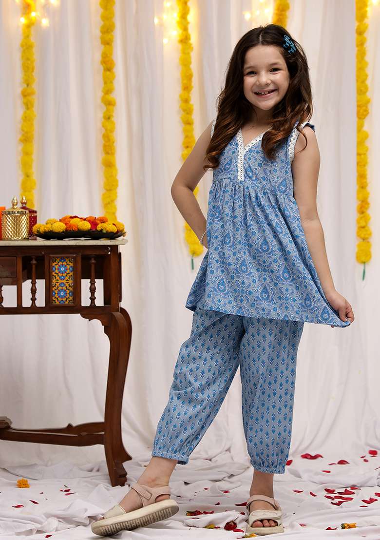 Skyblue Floral Cotton Kurta Set For Girls - Indya