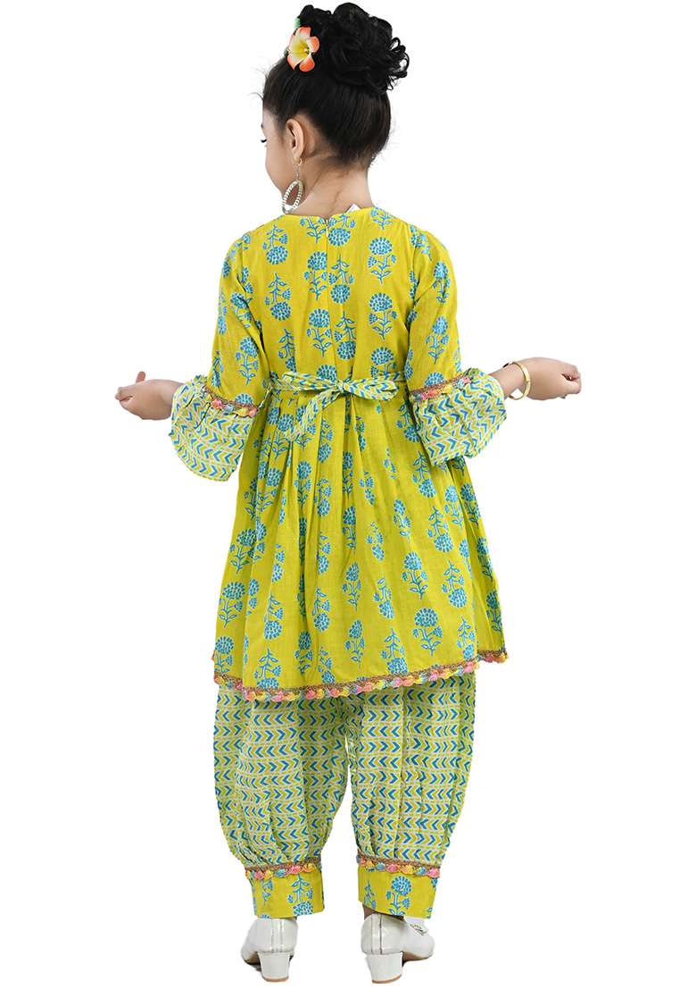 Yellow Printed Cotton Kurta Set For Girls - Indya