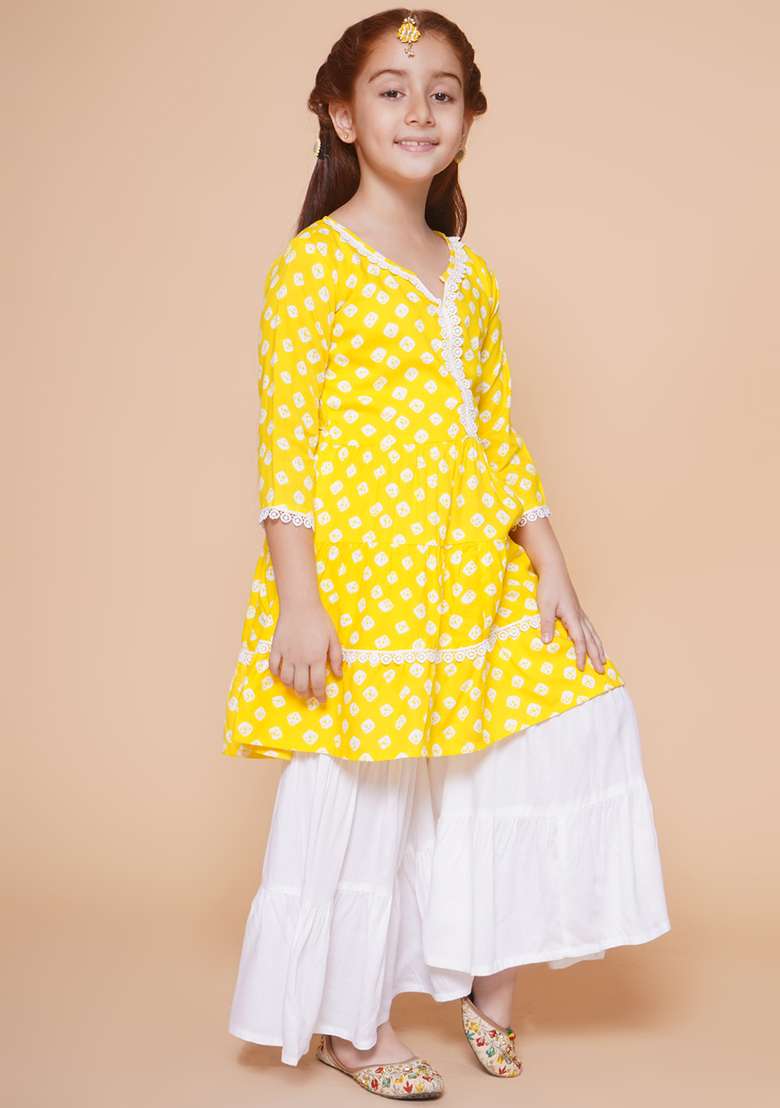 Yellow Printed Cotton Kurta Set For Girls - Indya