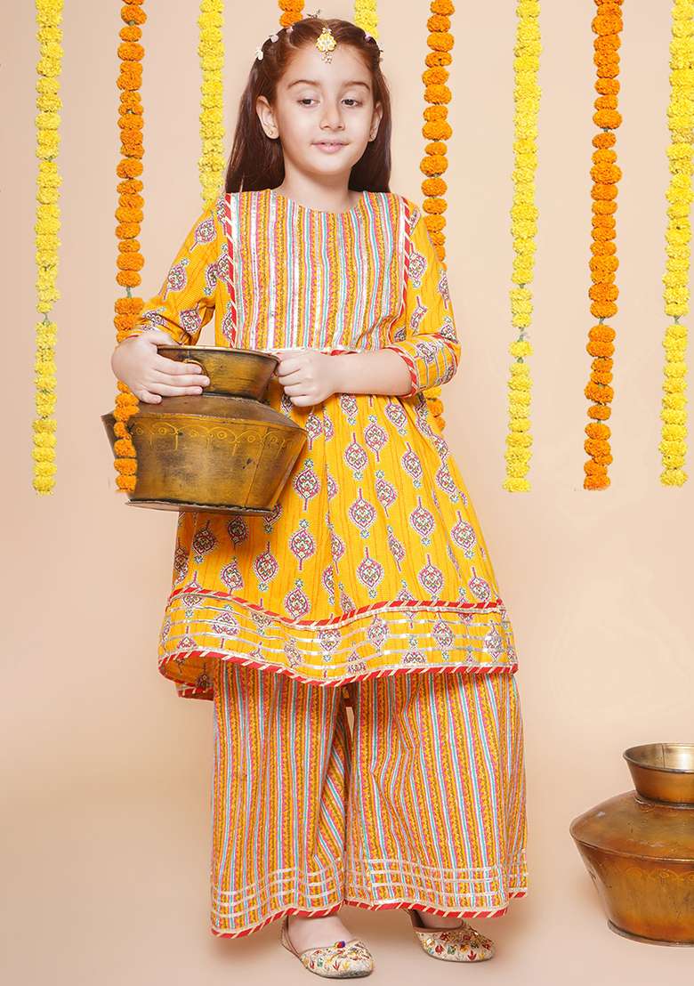 Yellow Printed Cotton Kurta Set For Girls - Indya