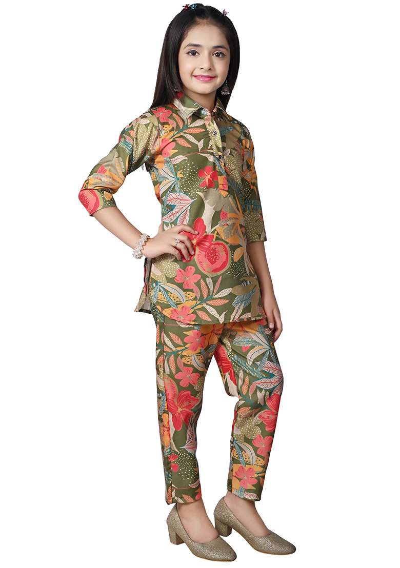Green Printed Rayon Kurta Set For Girls - Indya