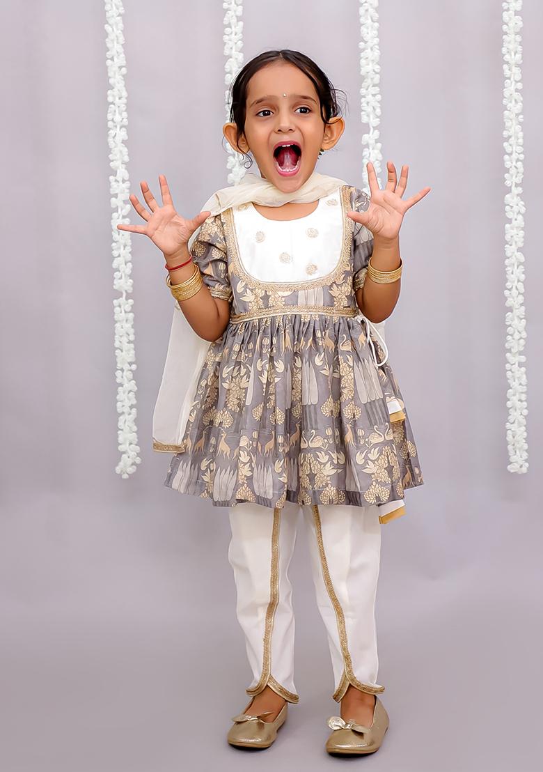 Grey Pichwai Print Set For Girls