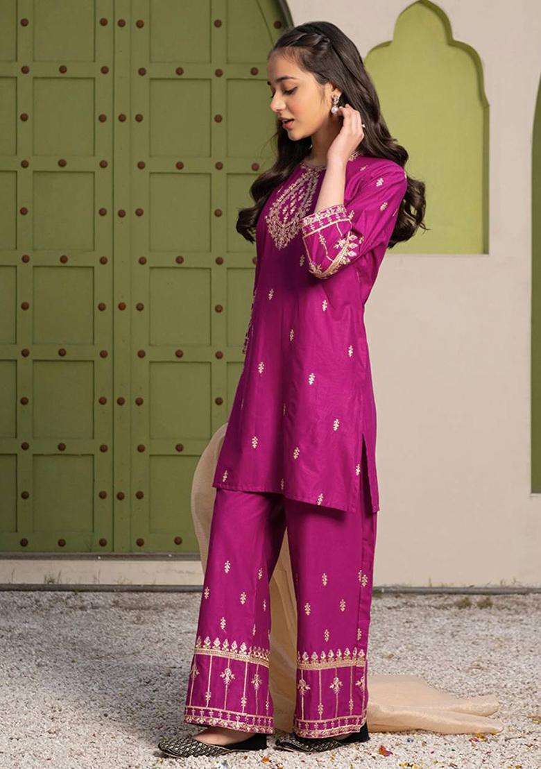 Pink Lace Crep Silk Salwar Suit For Girls