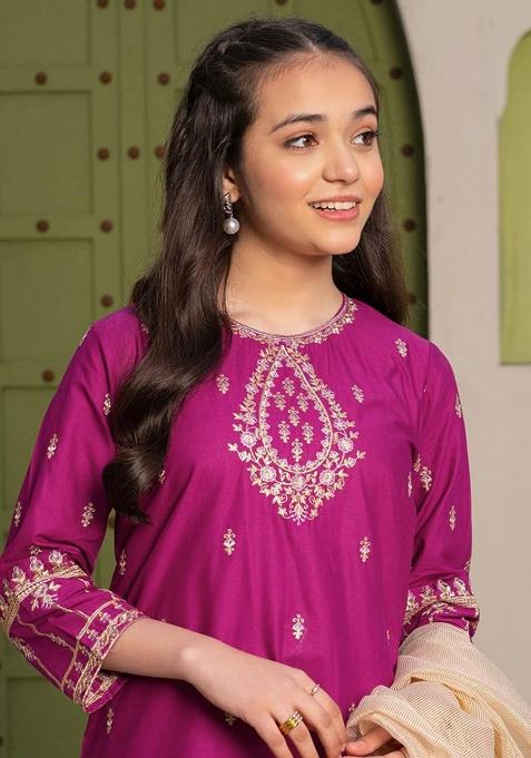 Pink Lace Crep Silk Salwar Suit For Girls