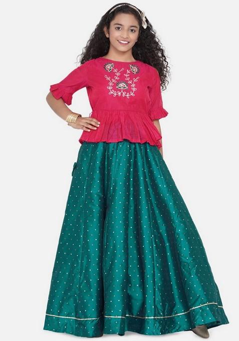 Pink Embroidered Lehenga With Blouse (Set of 2)