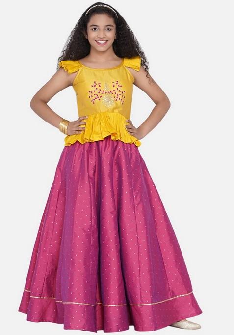 Mustard Embroidered Lehenga With Blouse (Set of 2)