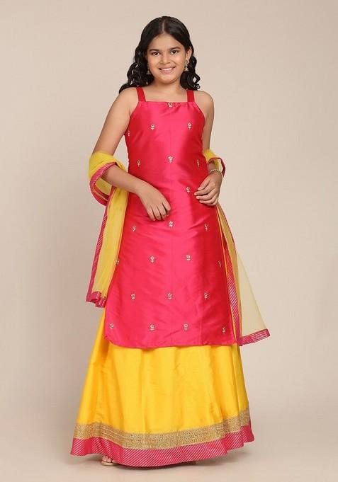 Teal Embroidered Lehenga With Blouse And Dupatta (Set of 3)