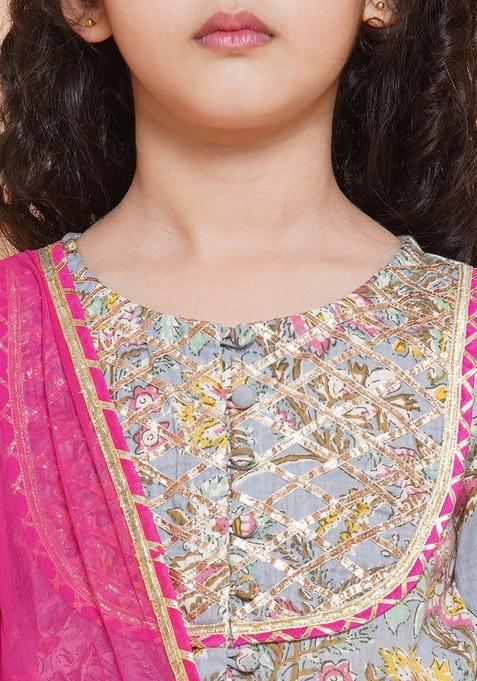 Pink Printed Lehenga With Blouse And Dupatta (Set of 3)