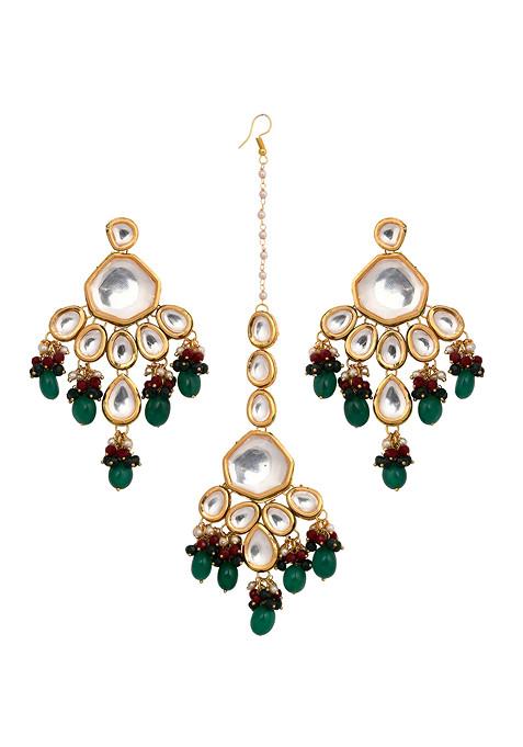 Silver Emerald Bead Kundan Maangtika With Earrings