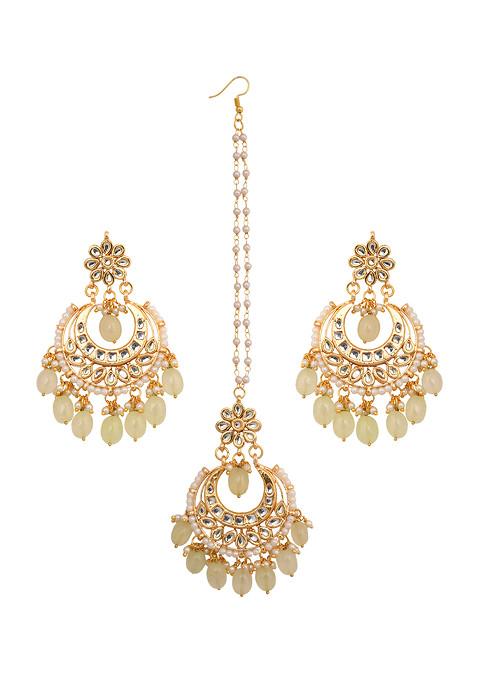 Cream Gold Tone Kundan Maangtika With Chandbali Earrings