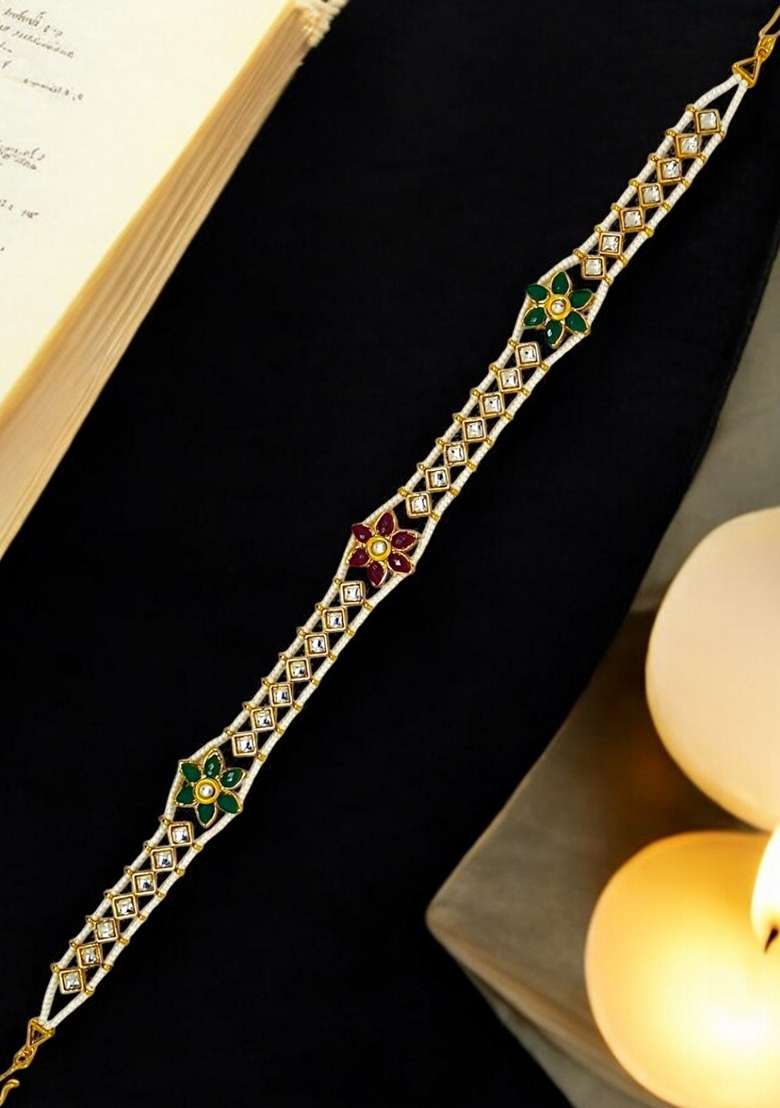 Gold Kundan Studded Mathapatti - Indya