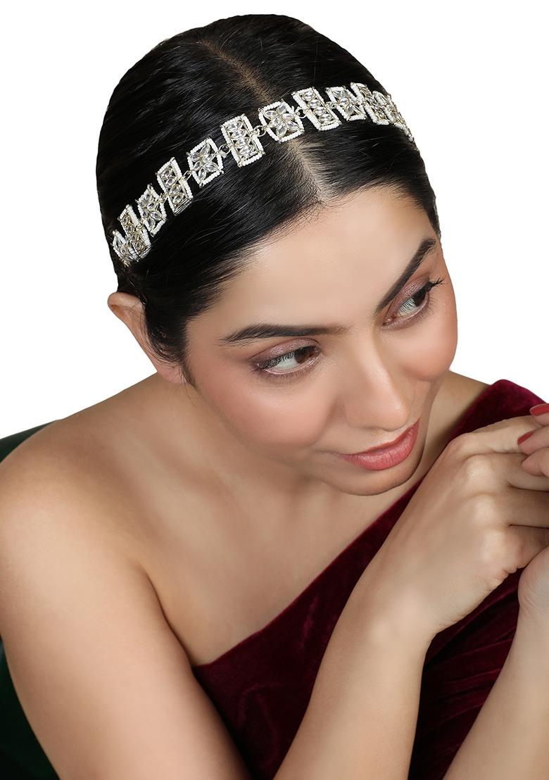 White Cubic Zirconia Matha Patti