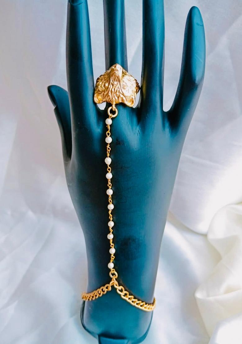 Gold Tiger Ring Hand Harness Premium Fashion Accessory