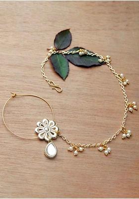 White Flower Mixed Alloy Nath - Indya