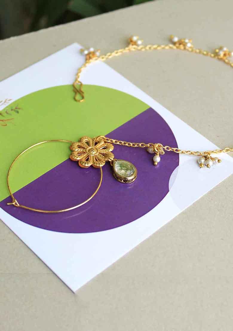 White Flower Mixed Alloy Nath