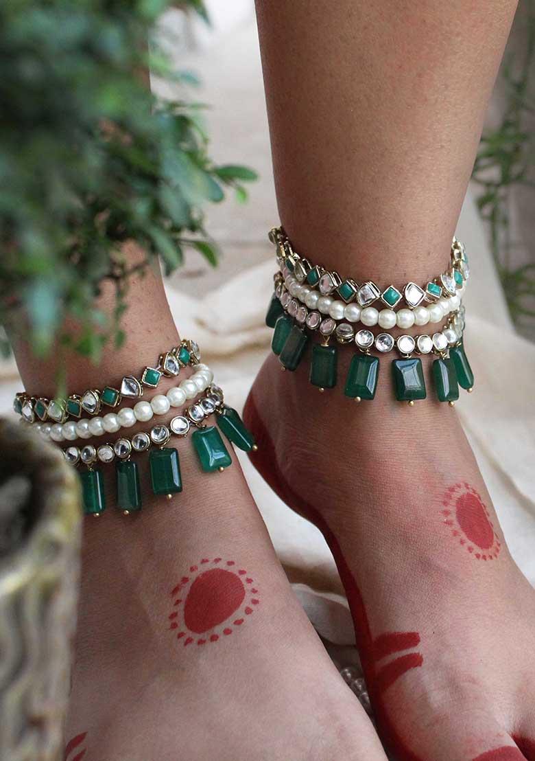 Green Kundan Mixed Alloy Anklets
