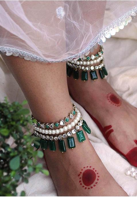Green Kundan Mixed Alloy Anklets