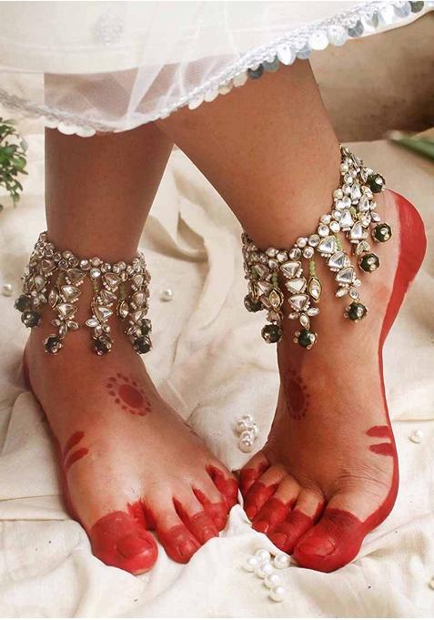 Green Kundan Mixed Alloy Anklets