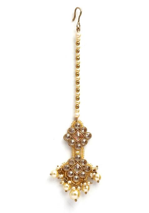 Golden White Kundan Embellished Maang Tikka