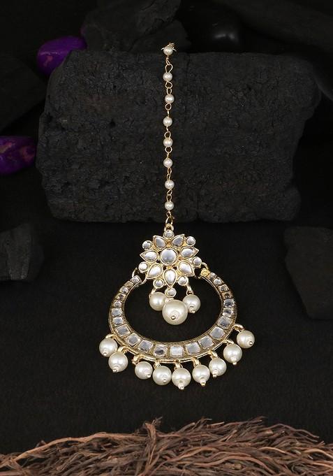 Gold Stone Studded And Beaded Gold Plated Maangtikka