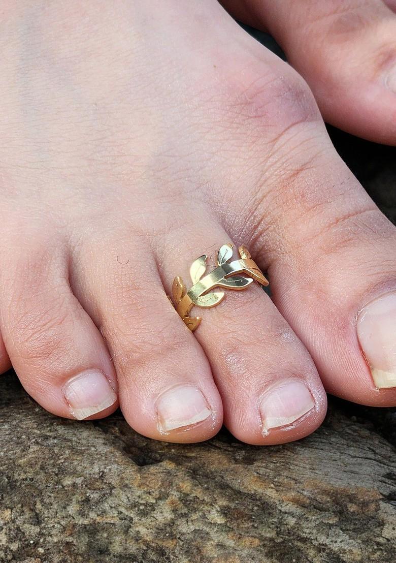 Gold Plain Gold Plated Toe Rings