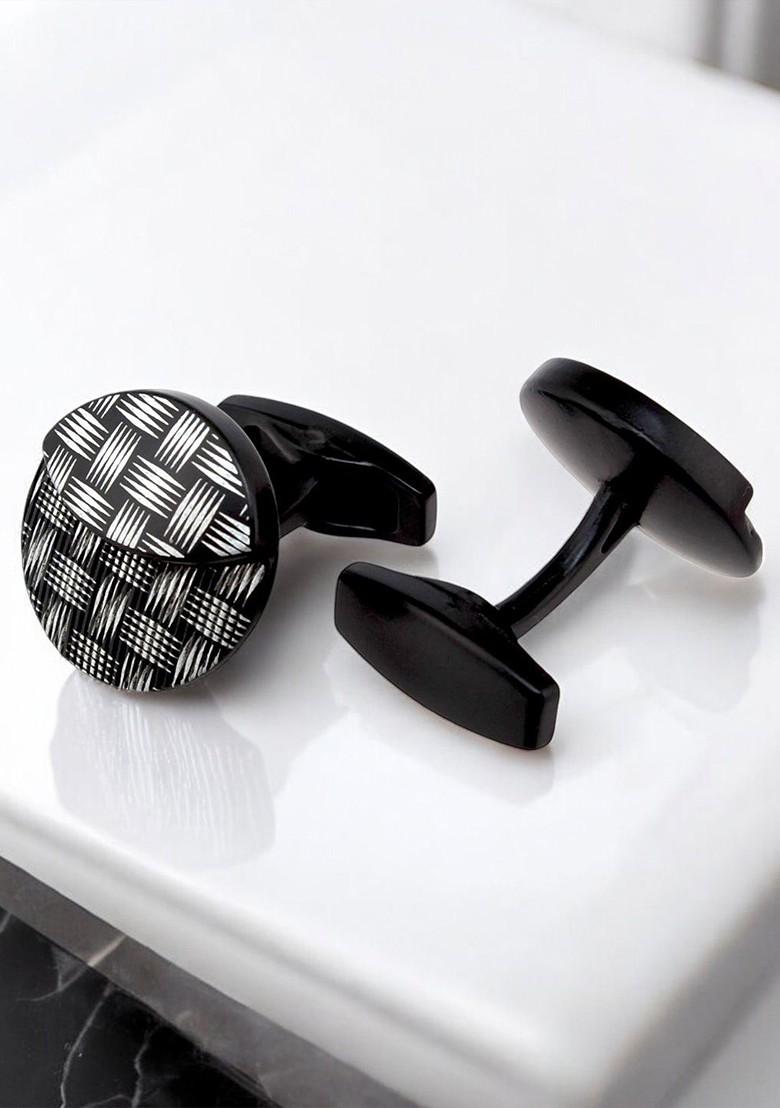 Black Studs Gold Plated Cuffling For Men