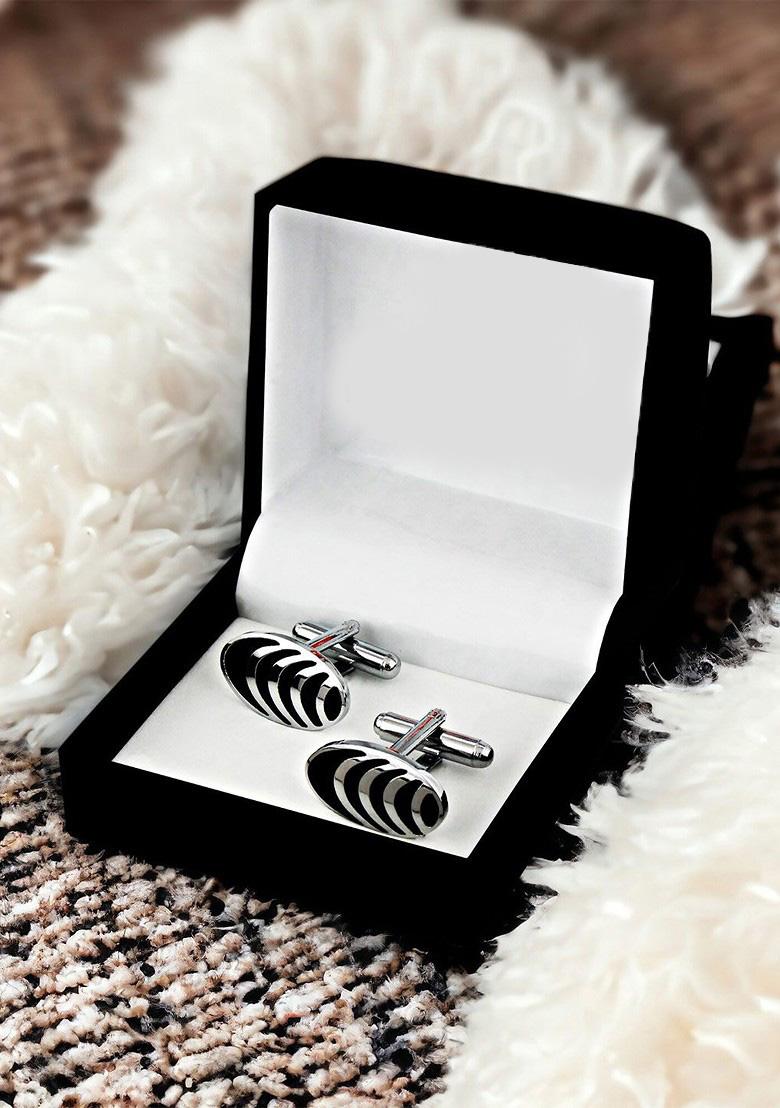 Black Studs Silver Plated Cuffling For Men