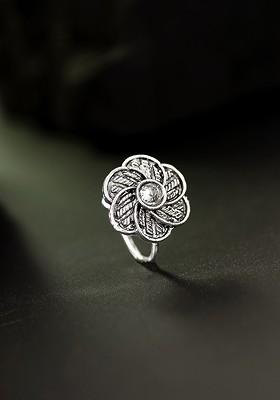 Silver Silver Plated And White American Diamond Studded Stud Nosepin