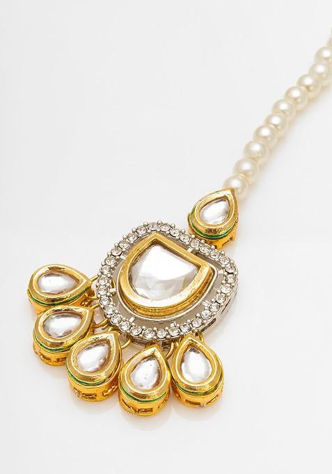 Kundan Studded And Pearls Beaded Maang Tikka