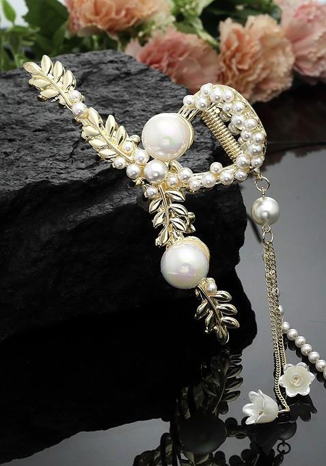 Pearls Embellished Claw Clip