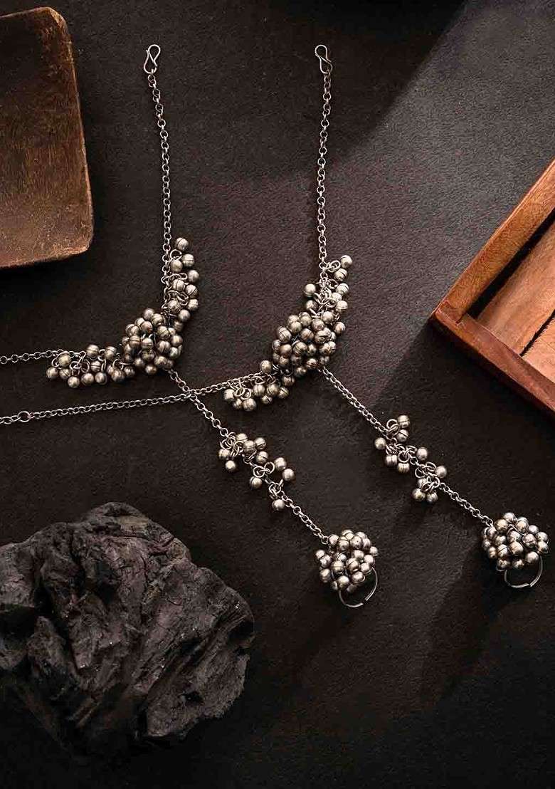 Silver Silver Plated Beaded Ghungroo Toe Ring Oxidized Anklets - Indya