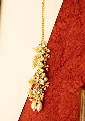 Gold Plated Kundan Studded And Pearls Beaded Maang Tikka