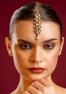 Gold Plated Kundan Studded And Pearls Beaded Maang Tikka