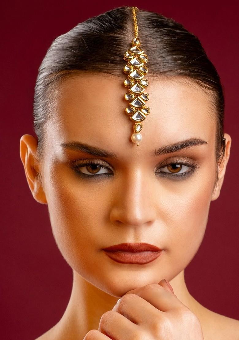 Gold Plated Kundan Studded And Pearls Beaded Maang Tikka