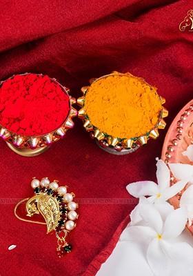 Gold Plated Artificial Stonesand Pearl Studded Nosepin