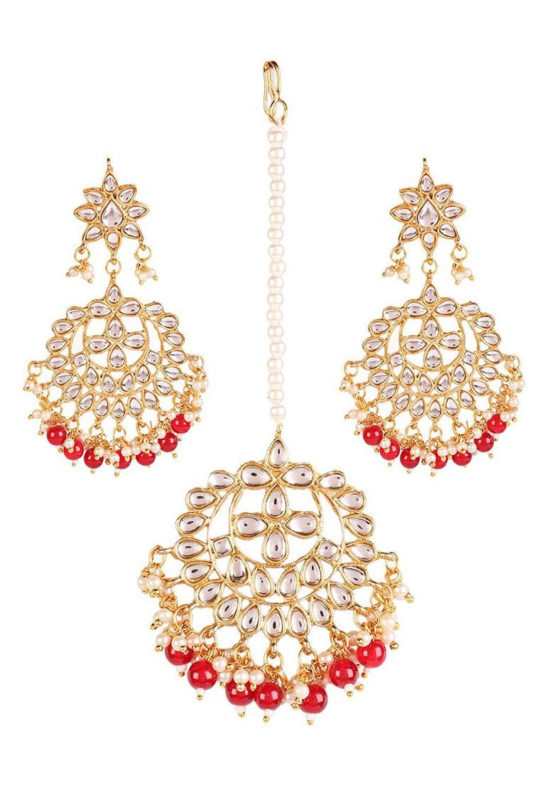 Gold Plated Maroon And White Kundan Studded Maang Tikka And Earring Set