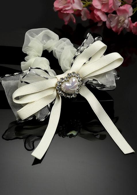 Women Heart Shaped Stone Studded Embellished Ponytail Holders