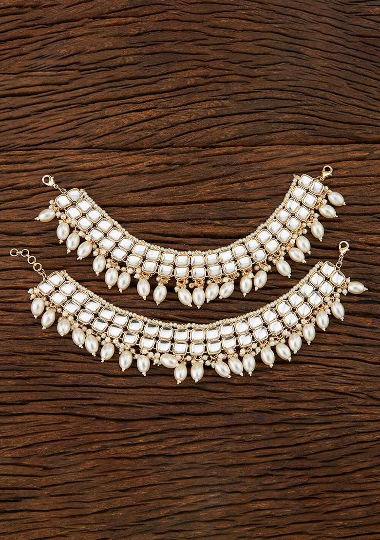 Golden White One Pair Kundan Payal Payal - Indya