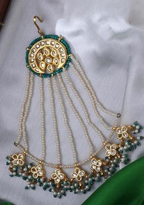 Green Alloy Maang Tikka