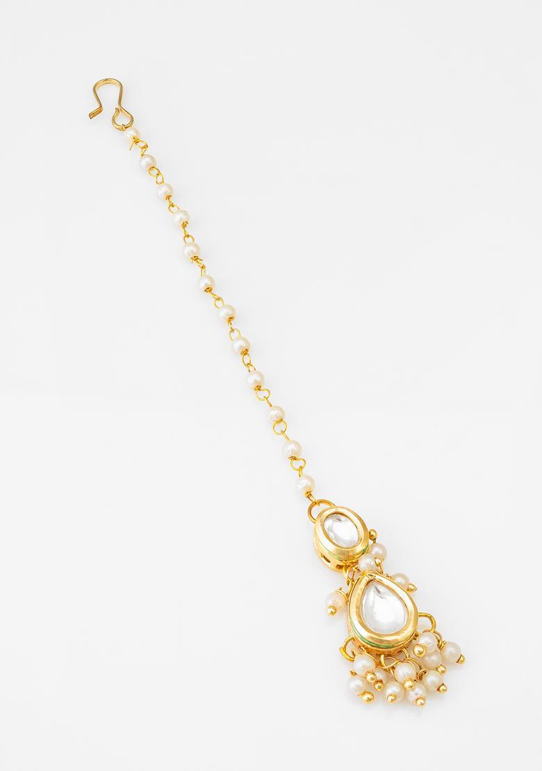 Golden Kundan Alloy Maang Tikka - Indya