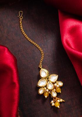 Yellow Kundan Alloy Maang Tikka