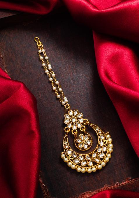 White Kundan Alloy Maang Tikka