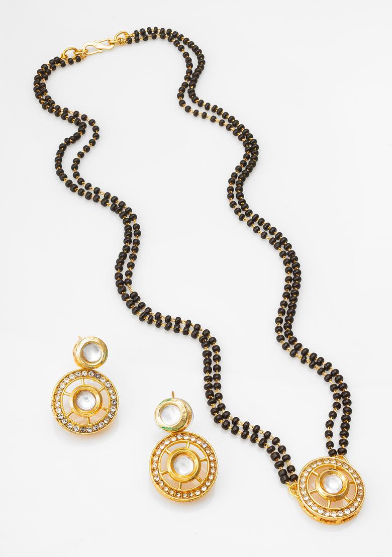 Golden Kundan Alloy Mangalsutra Set - Indya