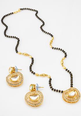 Golden Kundan Alloy Mangalsutra Set
