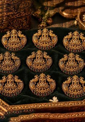Golden Alloy Jadai Billai